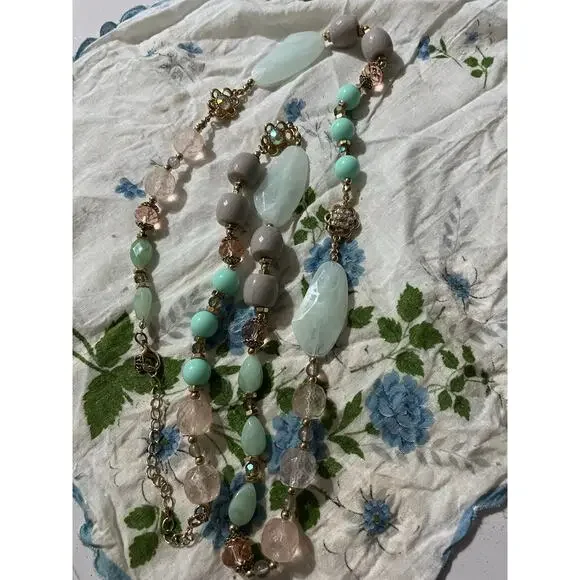 Premier designs Bouquet necklace - Picture 3 of 4